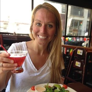 Meet your Posher, Jennifer